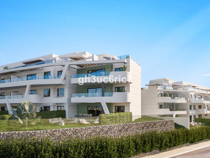 R3720578-Image 1-Ground Floor Apartment - 3 Beds - 106 Built