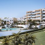 R4252741-Image 1-Ground Floor Apartment - 2 Beds - 82 Built