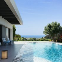 R4359580-Image 1-Detached Villa - 4 Beds - 149 Built