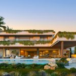R4712527-Image 1-Detached Villa - 5 Beds - 811 Built