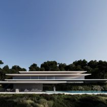 R4848262-Image 1-Detached Villa - 8 Beds - 1906 Built