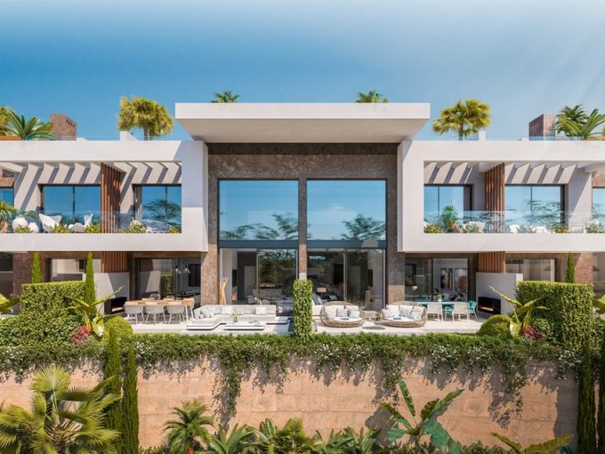 R4851493-Image 1-Townhouse - 4 Beds - 235 Built
