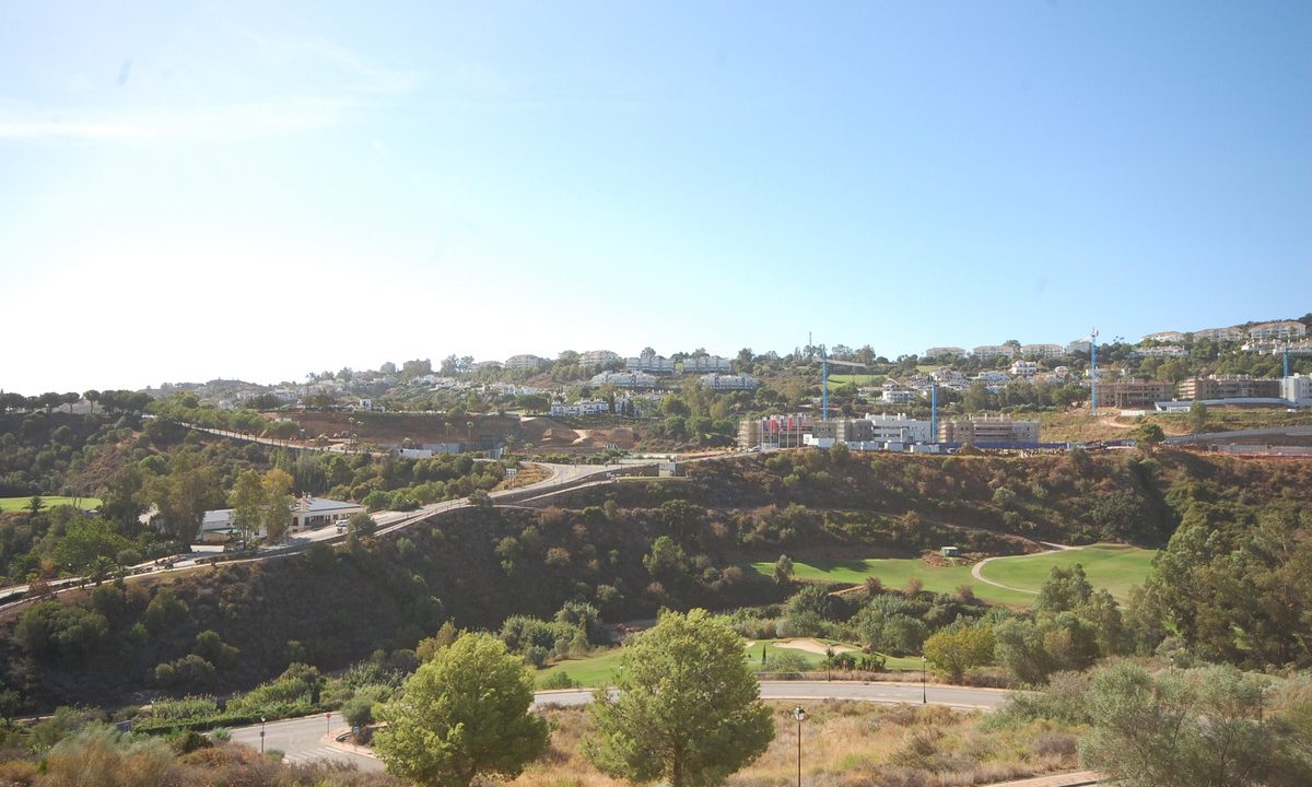 R4852171-House-For-Sale-La-Cala-Golf-Detached-Villa-4-Beds-253-Built-4