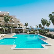 R4861144-Image 1-Ground Floor Apartment - 2 Beds - 118 Built