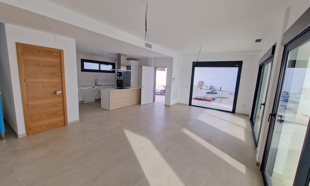 R4876183-House-For-Sale-Manilva-Detached-Villa-4-Beds-184-Built-4