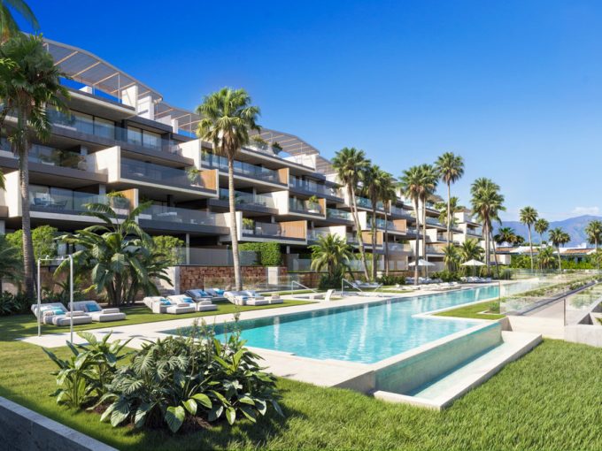 R4894963-Image 1-Ground Floor Apartment - 2 Beds - 86 Built