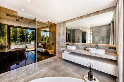 R4907779-House-For-Sale-The-Golden-Mile-Detached-Villa-6-Beds-647-Built-27