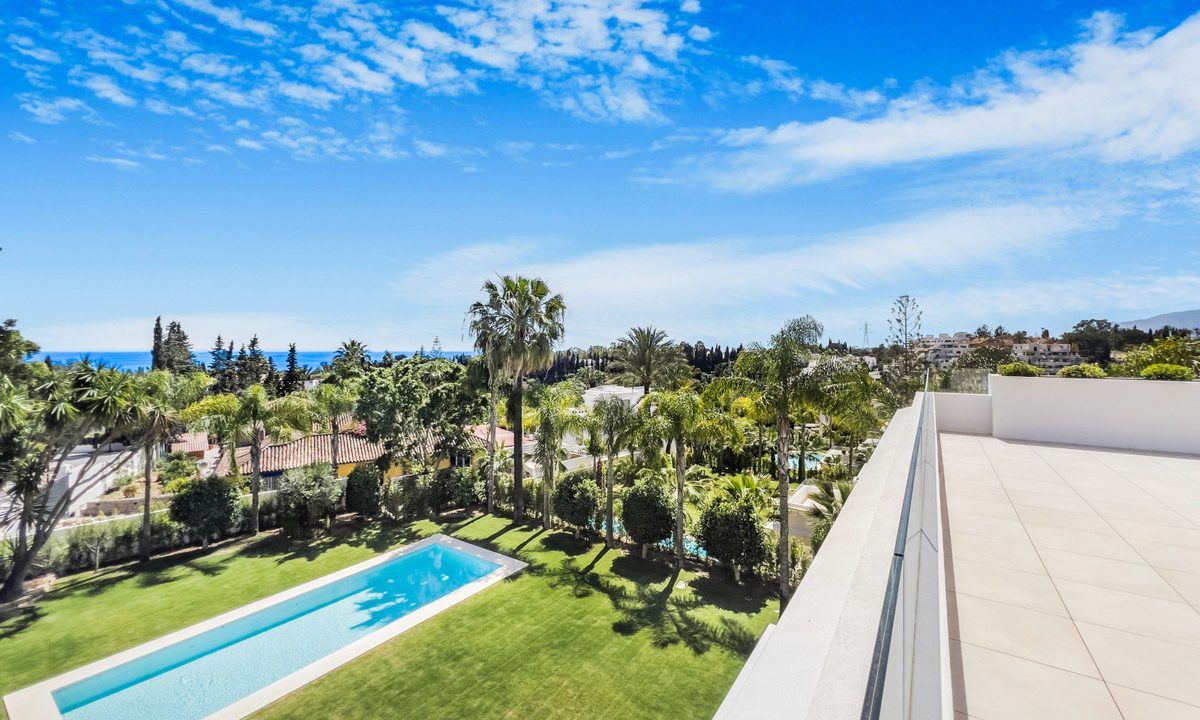 R4907779-House-For-Sale-The-Golden-Mile-Detached-Villa-6-Beds-647-Built-33
