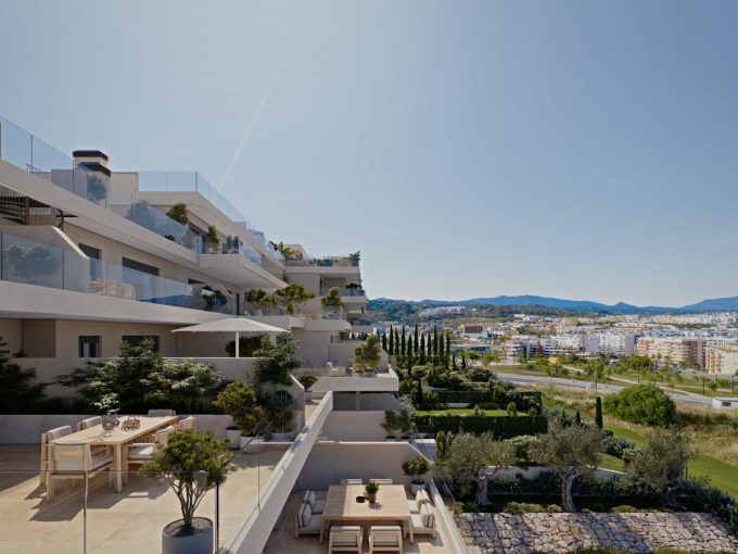 R4913446-Image 1-Ground Floor Apartment - 2 Beds - 137 Built
