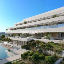 R4922596-Image 1-Ground Floor Apartment - 2 Beds - 92 Built