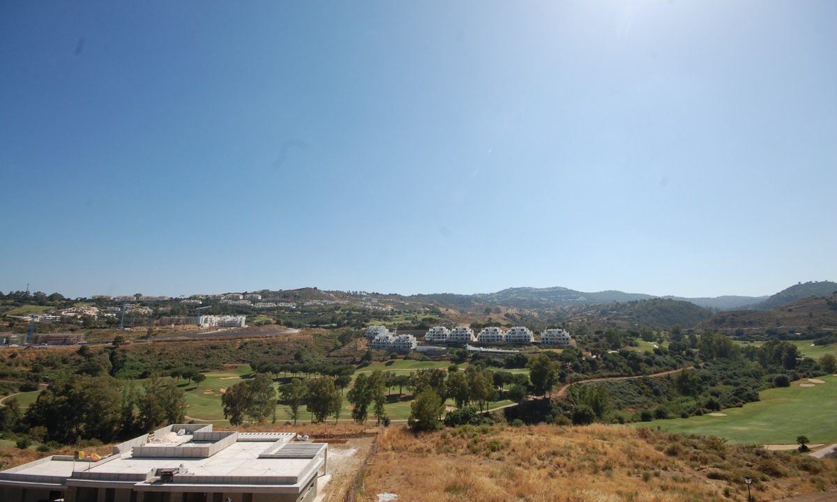 R4954051-House-For-Sale-La-Cala-Golf-Detached-Villa-4-Beds-253-Built-4