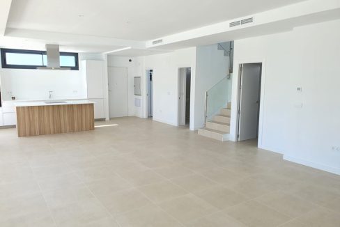 R4959004-House-For-Sale-La-Duquesa-Detached-Villa-4-Beds-205-Built-15