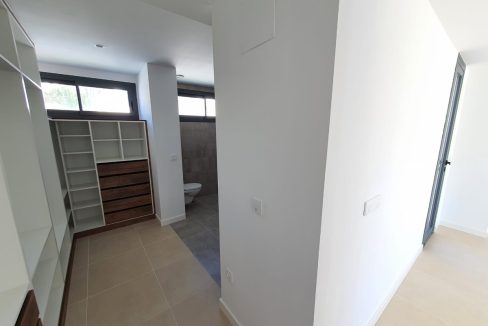R4959004-House-For-Sale-La-Duquesa-Detached-Villa-4-Beds-205-Built-20