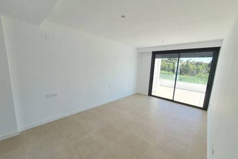 R4959004-House-For-Sale-La-Duquesa-Detached-Villa-4-Beds-205-Built-24