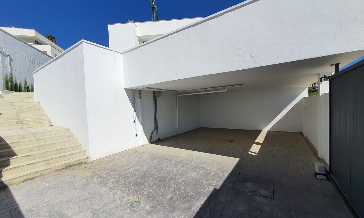 R4959004-House-For-Sale-La-Duquesa-Detached-Villa-4-Beds-205-Built-26