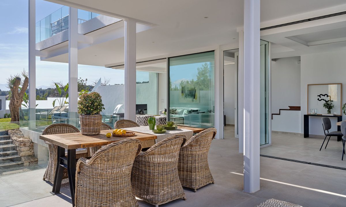 R4972885-House-For-Sale-Marbella-Detached-Villa-4-Beds-321-Built-1