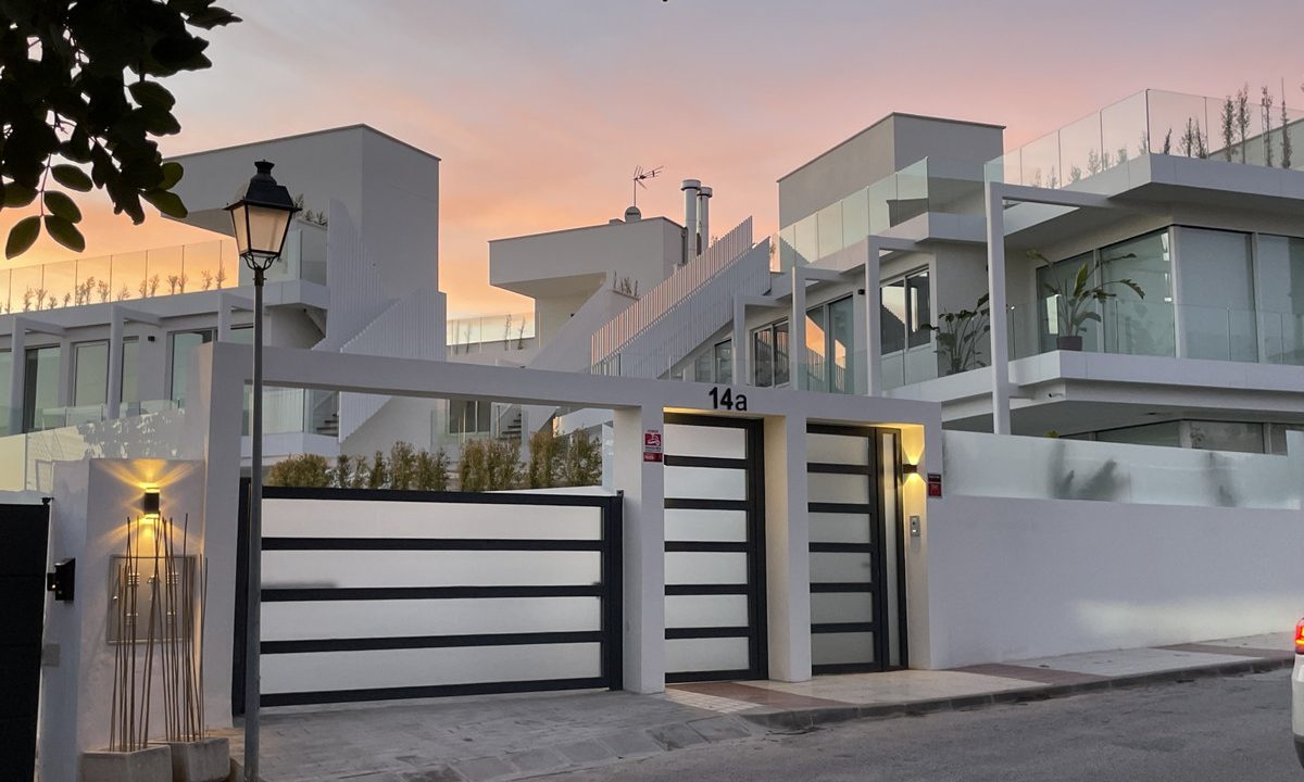 R4972885-House-For-Sale-Marbella-Detached-Villa-4-Beds-321-Built-27