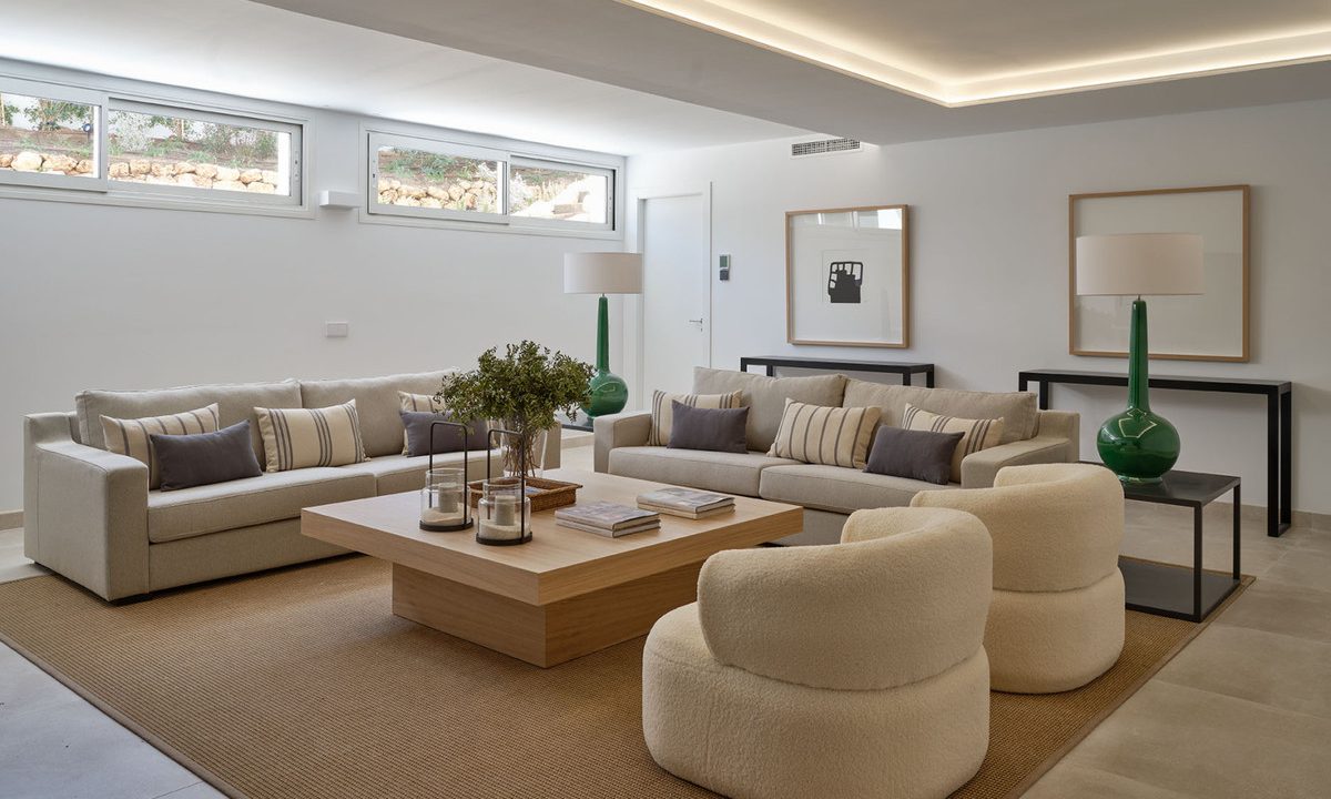 R4972885-House-For-Sale-Marbella-Detached-Villa-4-Beds-321-Built-3