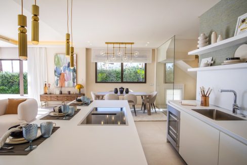 R4974442-House-For-Sale-New-Golden-Mile-Detached-Villa-4-Beds-370-Built-10
