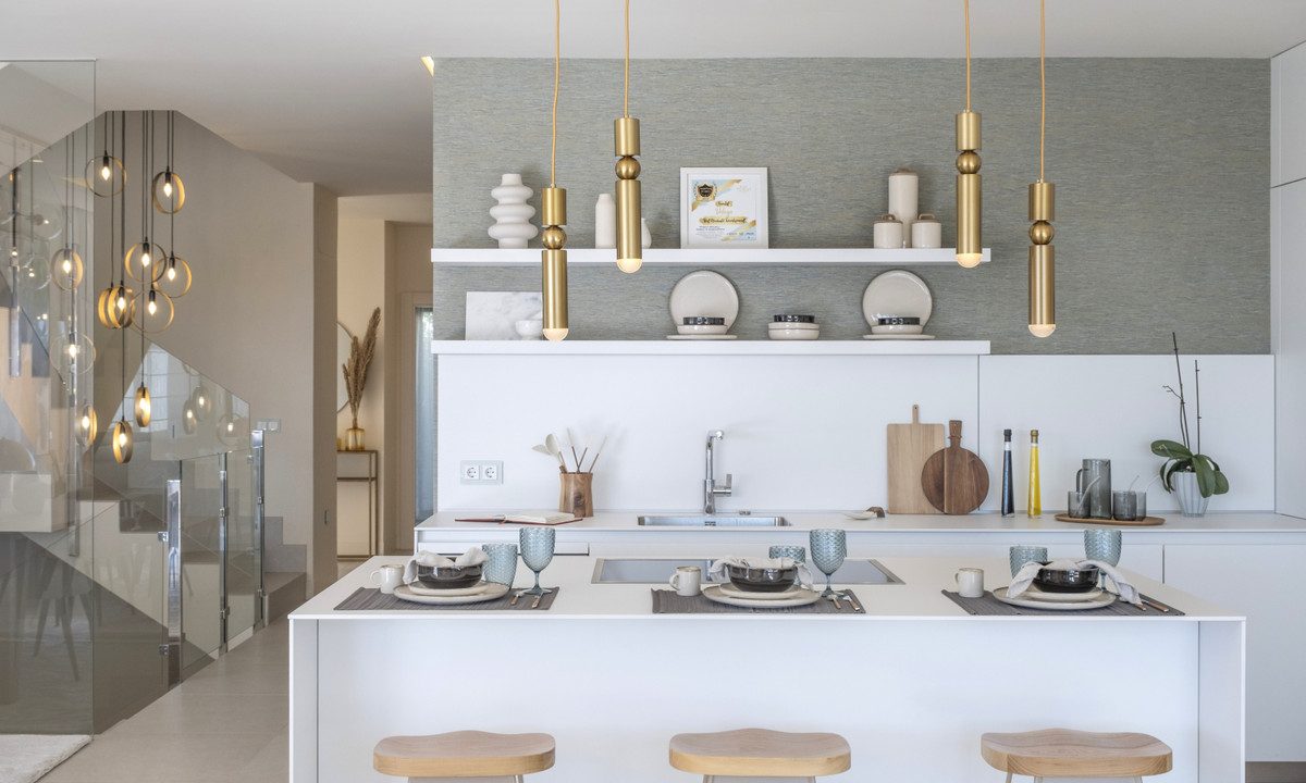 R4974442-House-For-Sale-New-Golden-Mile-Detached-Villa-4-Beds-370-Built-11