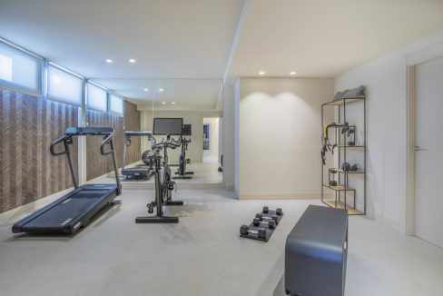 R4974442-House-For-Sale-New-Golden-Mile-Detached-Villa-4-Beds-370-Built-31