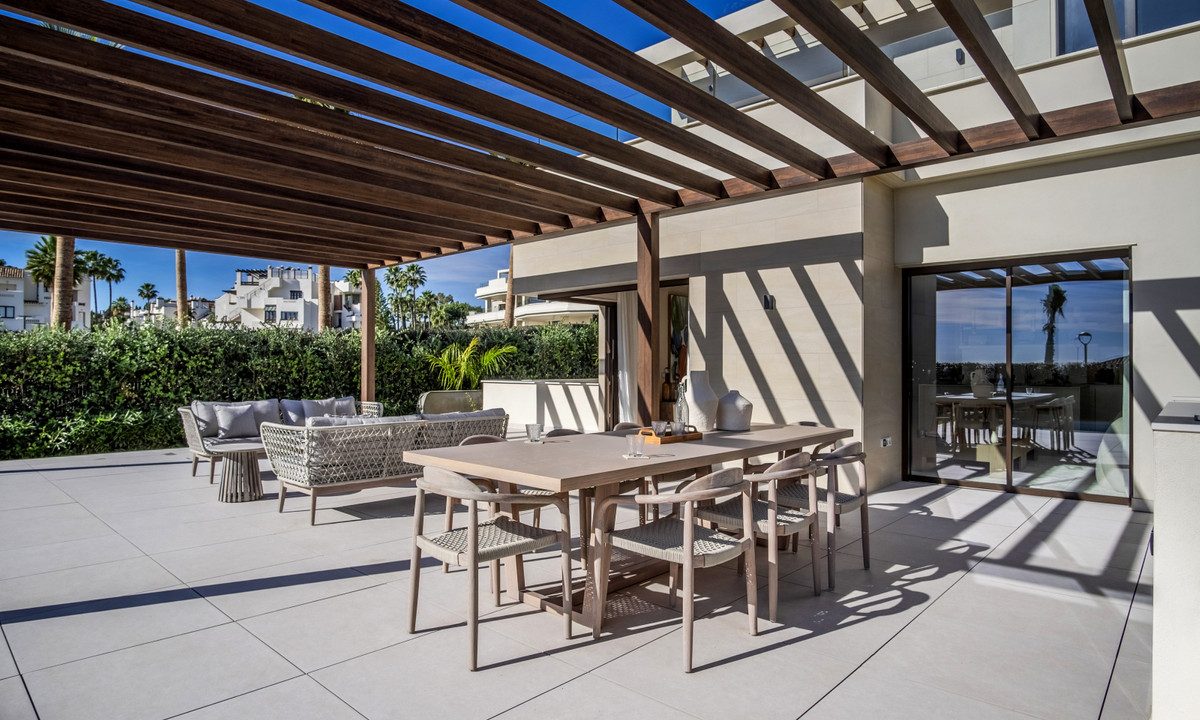 R4974442-House-For-Sale-New-Golden-Mile-Detached-Villa-4-Beds-370-Built-36