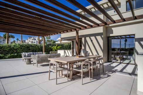 R4974442-House-For-Sale-New-Golden-Mile-Detached-Villa-4-Beds-370-Built-36