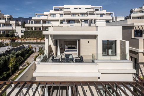 R4974442-House-For-Sale-New-Golden-Mile-Detached-Villa-4-Beds-370-Built-39