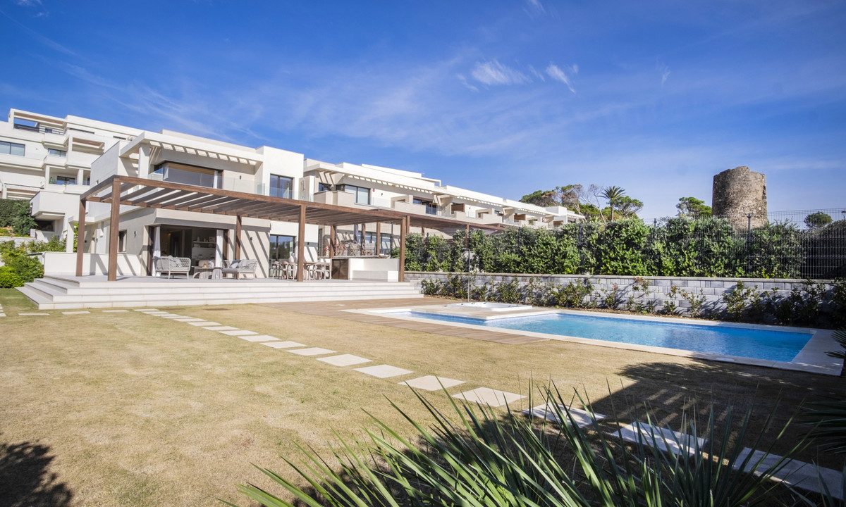R4974442-House-For-Sale-New-Golden-Mile-Detached-Villa-4-Beds-370-Built-41