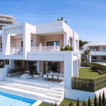 R4980559-Image 1-Semi-Detached House - 3 Beds - 167 Built