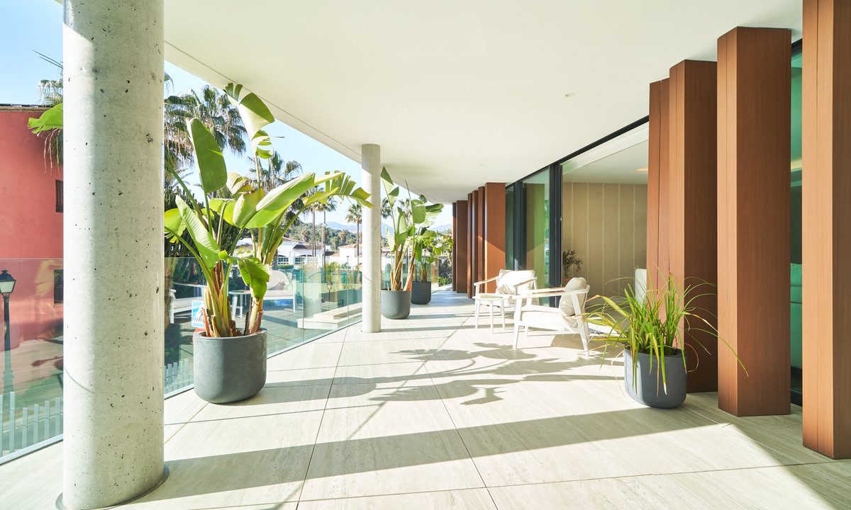 R4989445-Apartment-For-Sale-Estepona-Middle-Floor-Apartment-2-Beds-108-Built-10