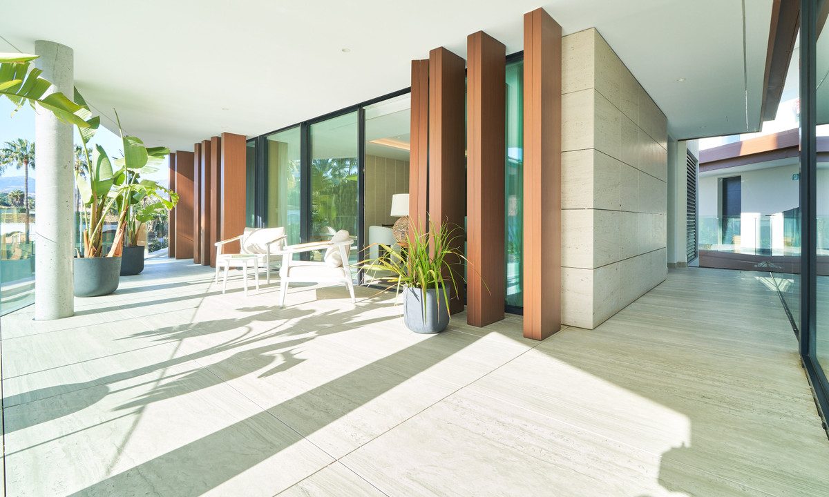 R4989445-Apartment-For-Sale-Estepona-Middle-Floor-Apartment-2-Beds-108-Built-11
