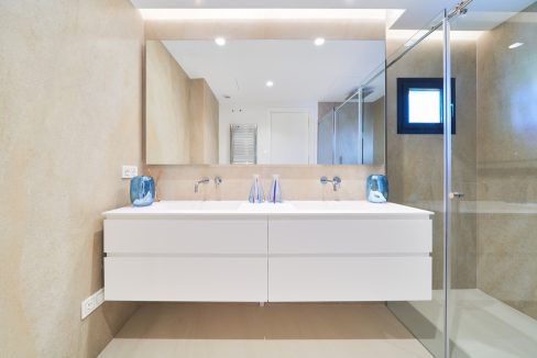 R4989445-Apartment-For-Sale-Estepona-Middle-Floor-Apartment-2-Beds-108-Built-25