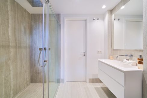 R4989445-Apartment-For-Sale-Estepona-Middle-Floor-Apartment-2-Beds-108-Built-26