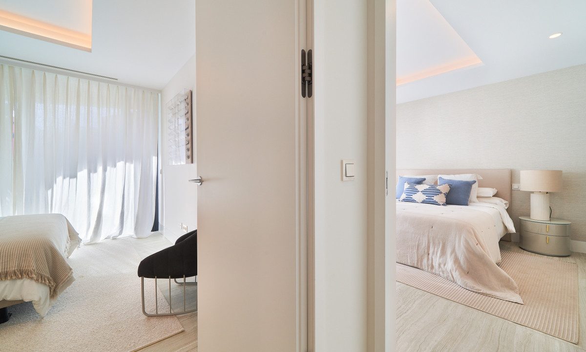 R4989445-Apartment-For-Sale-Estepona-Middle-Floor-Apartment-2-Beds-108-Built-27