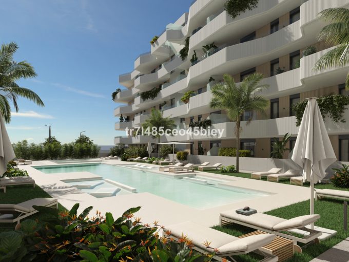 R4951765-Image 1-Ground Floor Apartment - 2 Beds - 79 Built