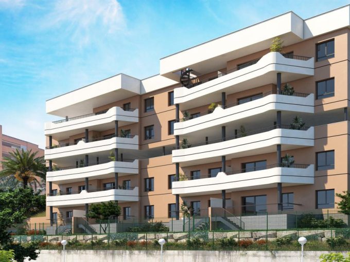 R5011228-Image 1-Ground Floor Apartment - 2 Beds - 79 Built