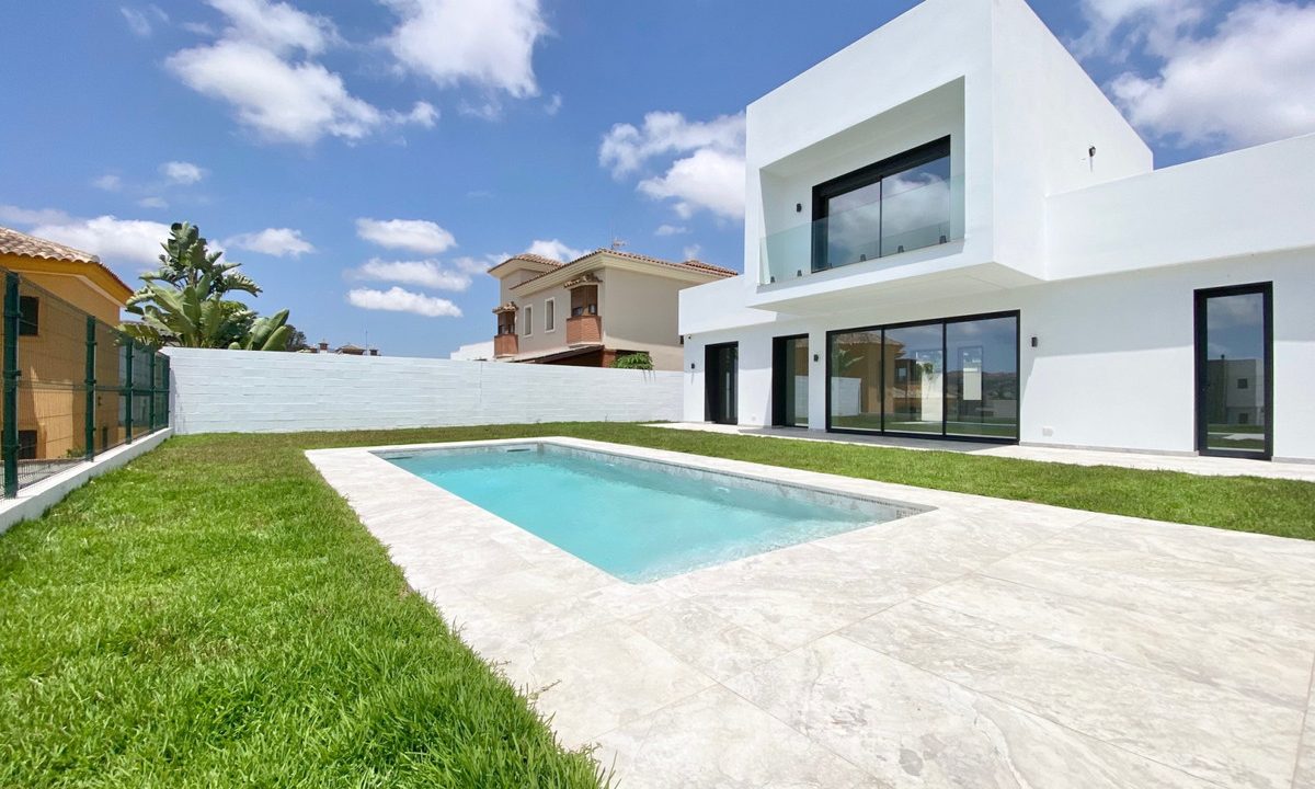 R5105752-House-For-Sale-Mijas-Detached-Villa-2-Beds-209-Built-1