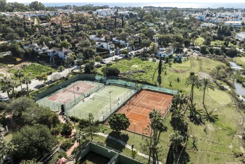 R5106211-House-For-Sale-Estepona-Detached-Villa-5-Beds-287-Built-20