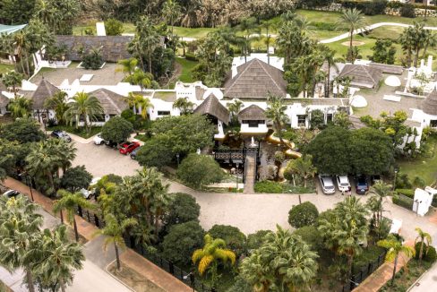 R5106211-House-For-Sale-Estepona-Detached-Villa-5-Beds-287-Built-32