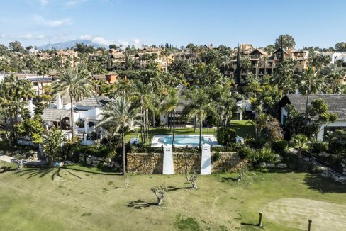R5106211-House-For-Sale-Estepona-Detached-Villa-5-Beds-287-Built-34