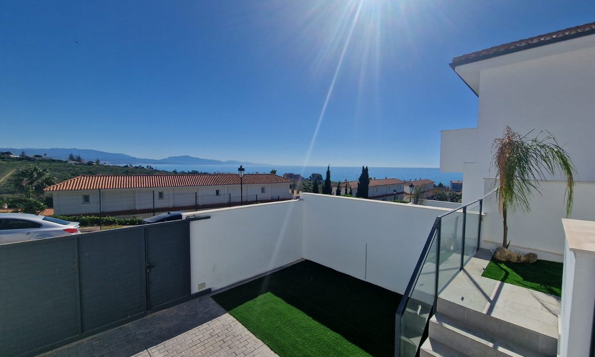 R5110435-House-For-Sale-Manilva-Semi-Detached-House-2-Beds-128-Built-32