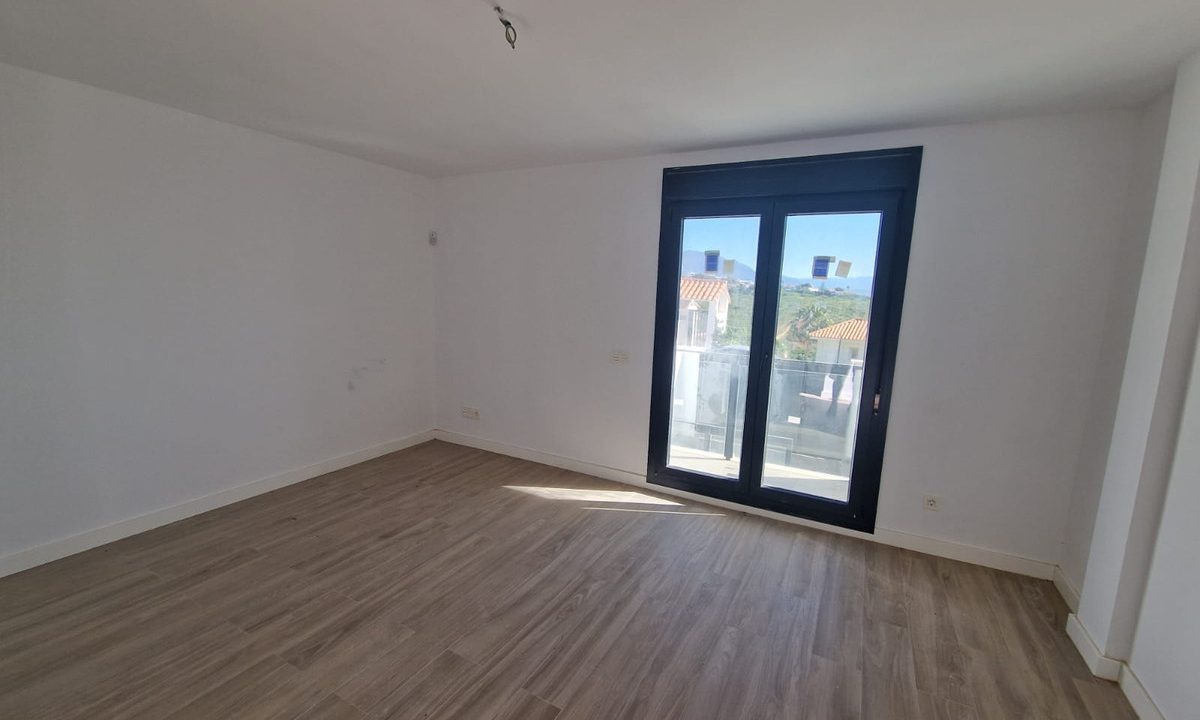 R5110435-House-For-Sale-Manilva-Semi-Detached-House-2-Beds-128-Built-9