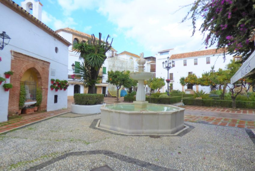R3783982-Townhouse-For-Sale-Marbella-Terraced-2-Beds-161-Built