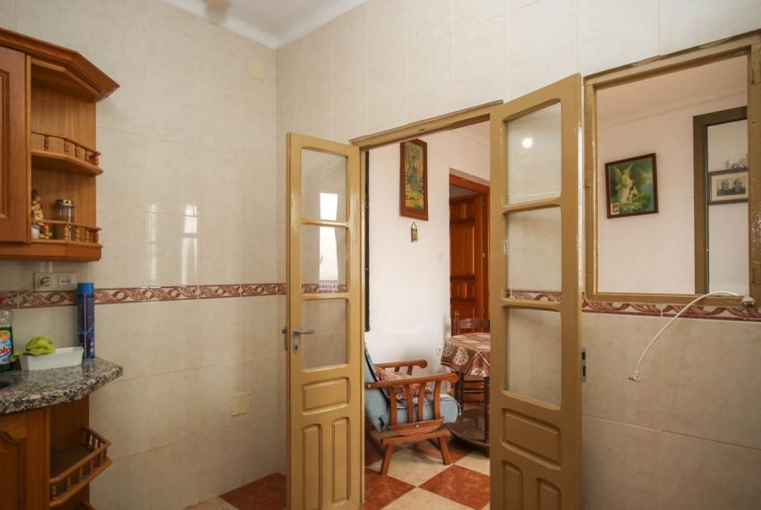 R3845677-Townhouse-For-Sale-Guaro-Terraced-4-Beds-165-Built-10