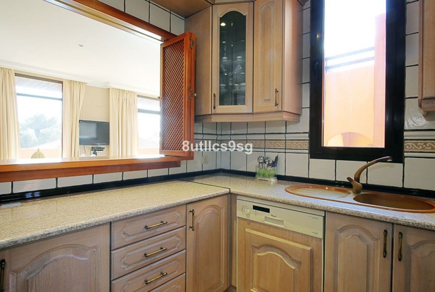 R3898675-Apartment-For-Sale-Estepona-Middle-Floor-2-Beds-141-Built-11