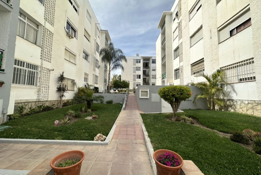 R4330723-Apartment-For-Sale-San-Pedro-de-Alcantara-Ground-Floor-3-Beds-90-Built-12