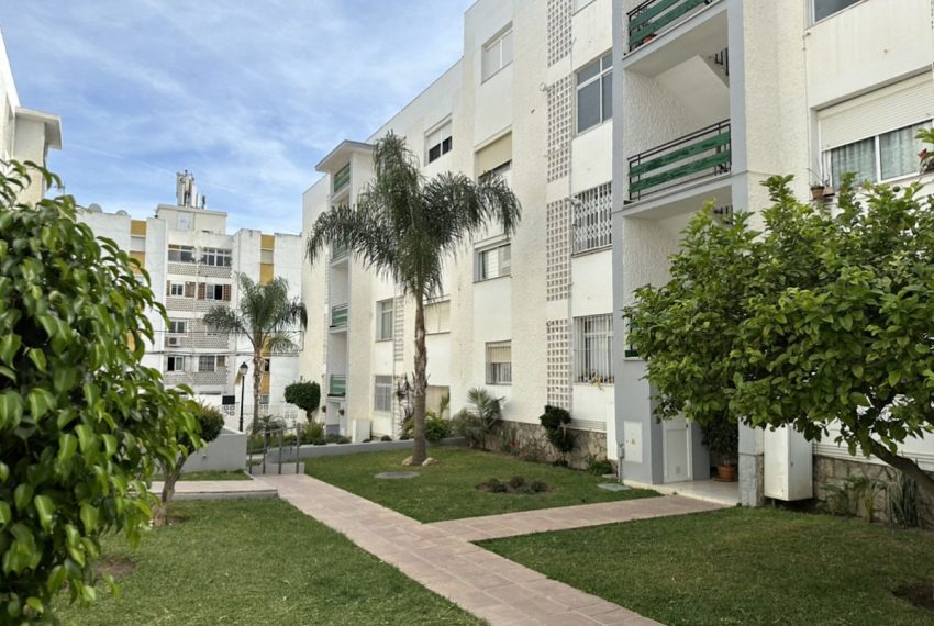 R4330723-Apartment-For-Sale-San-Pedro-de-Alcantara-Ground-Floor-3-Beds-90-Built