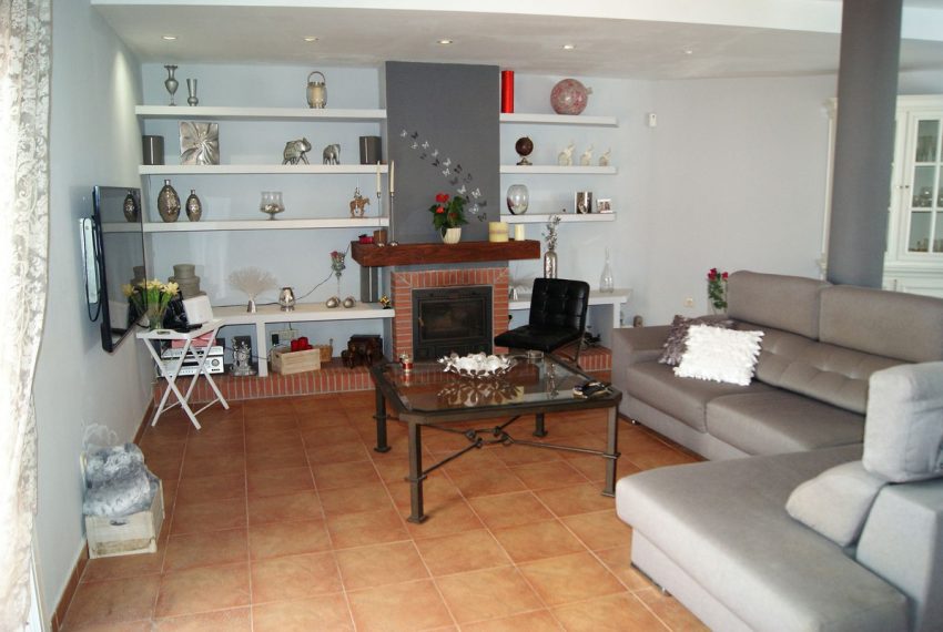 R4086091-Townhouse-For-Sale-Cancelada-Terraced-4-Beds-330-Built