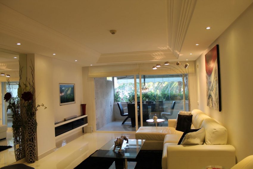 R4405018-Apartment-For-Sale-Marbella-Middle-Floor-2-Beds-150-Built-1